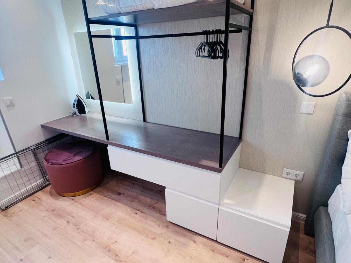 Zeus Design Apartment Schlosspark Schoenbrunn ウィーン エクステリア 写真